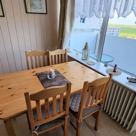 Apartment D10-001